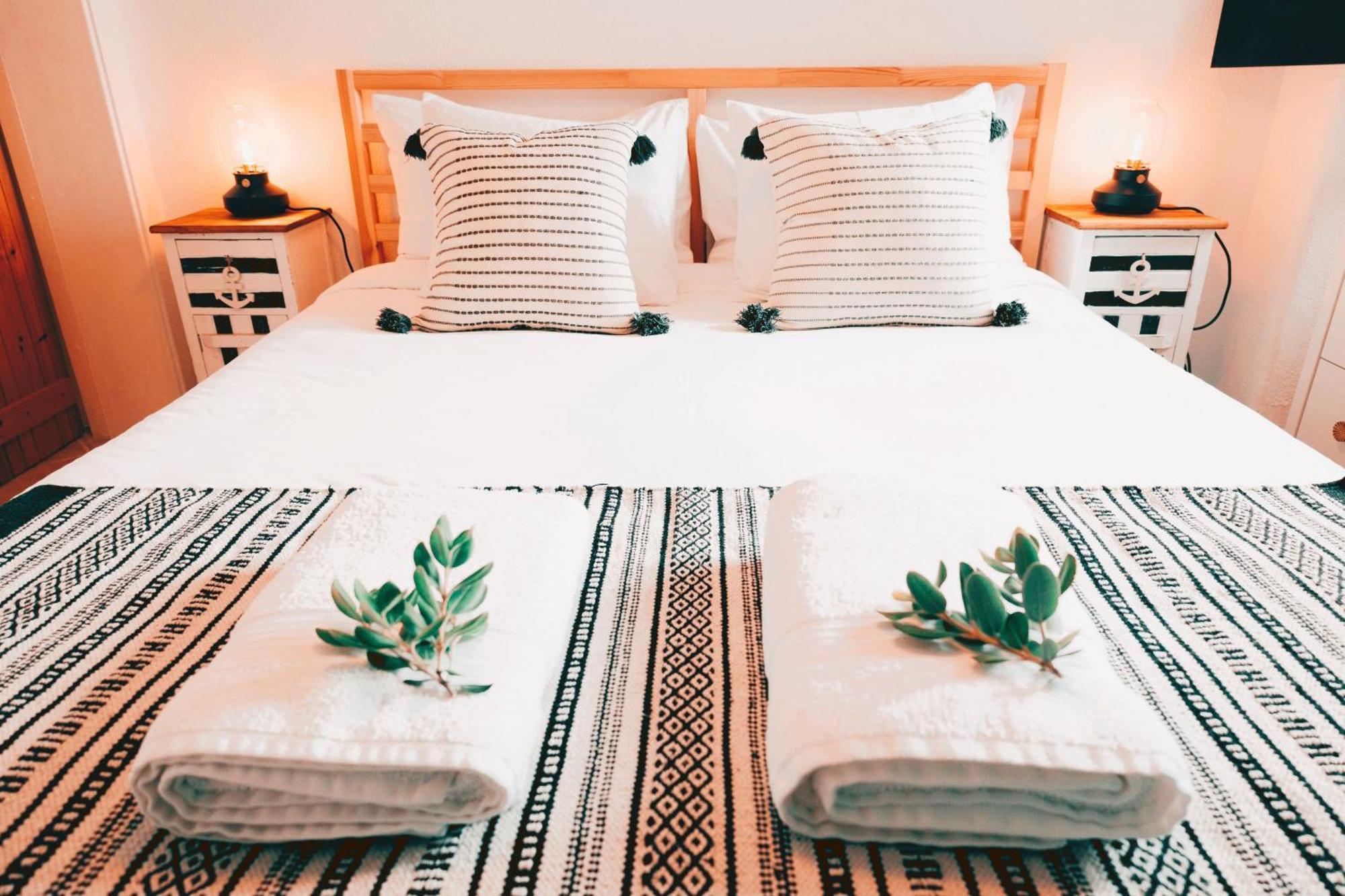 Um Lugar Ao Sol Beach House Azenhas Do Mar 신트라 외부 사진